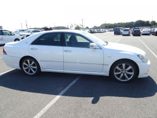 2005 TOYOTA Crown