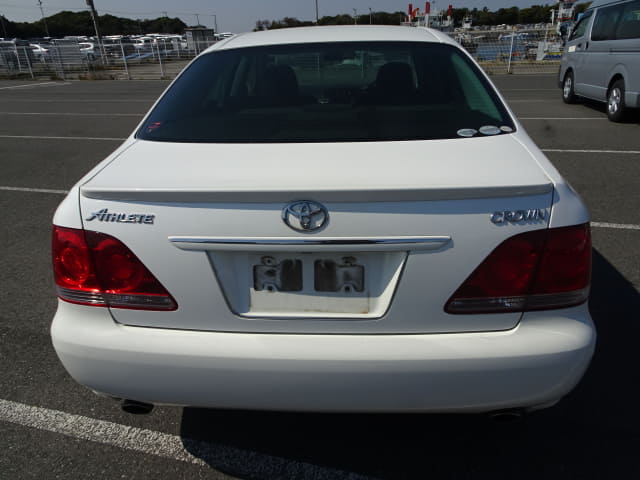 2005 TOYOTA Crown