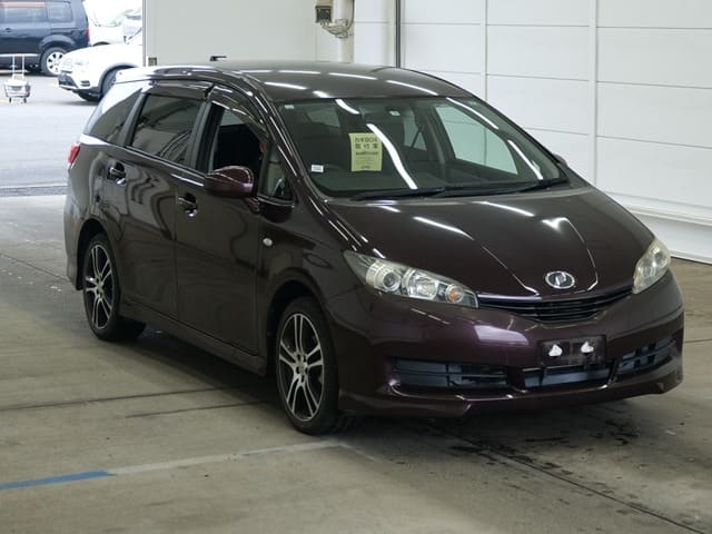 2011 TOYOTA Wish