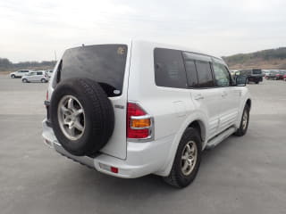 2001 MITSUBISHI Pajero