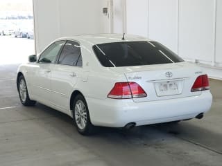 2004 TOYOTA Crown