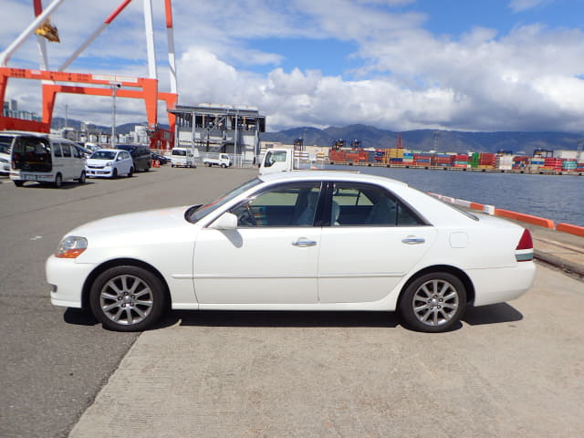 2003 TOYOTA Mark II