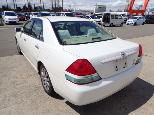 2003 TOYOTA Mark II