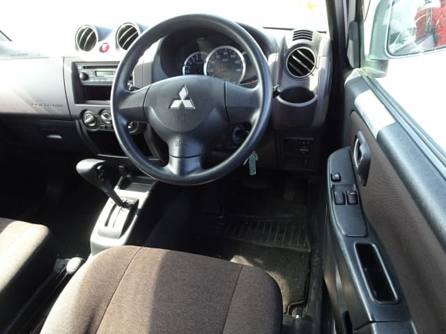 MITSUBISHI Pajero Mini thumbnail 33