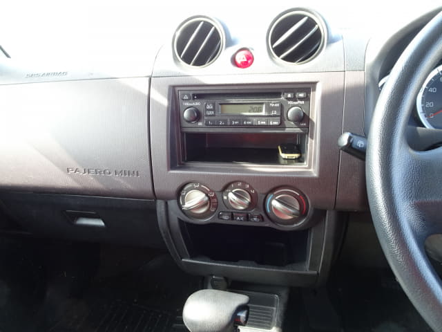 MITSUBISHI Pajero Mini thumbnail 36