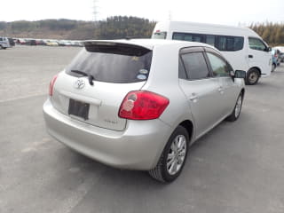 2007 TOYOTA Auris