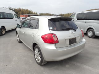 2007 TOYOTA Auris