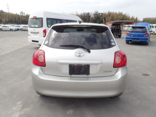 2007 TOYOTA Auris
