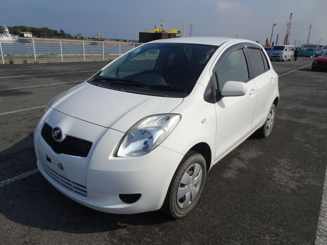 2005 TOYOTA Vitz