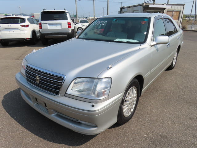 2001 TOYOTA Crown