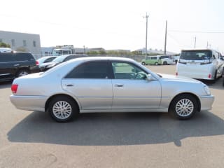 2001 TOYOTA Crown