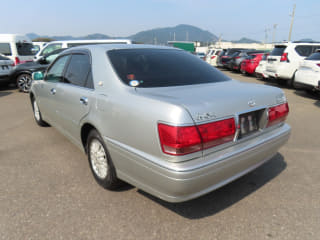 2001 TOYOTA Crown