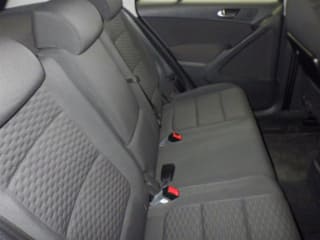 2010 VOLKSWAGEN Tiguan