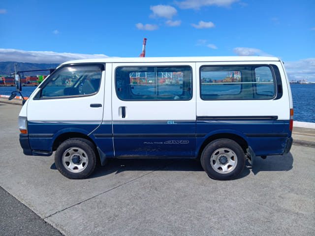 2003 TOYOTA Hiace Van