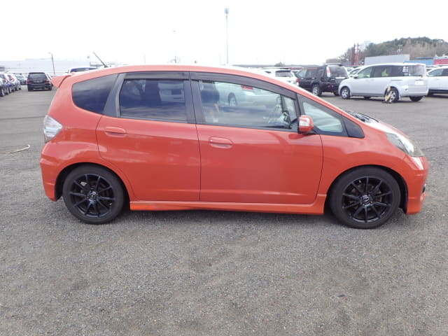 2011 HONDA Fit