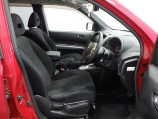 2010 NISSAN X-Trail