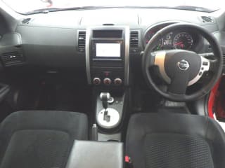 2010 NISSAN X-Trail