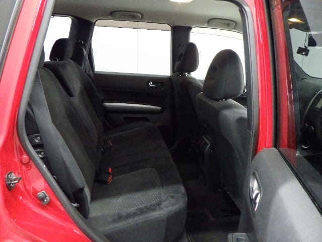 2010 NISSAN X-Trail