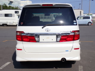 2005 TOYOTA Alphard