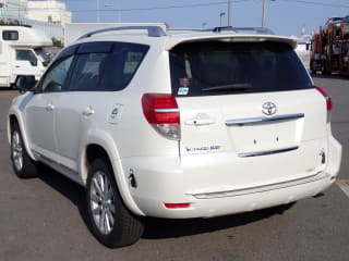 2011 TOYOTA Vanguard