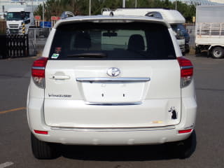 2011 TOYOTA Vanguard