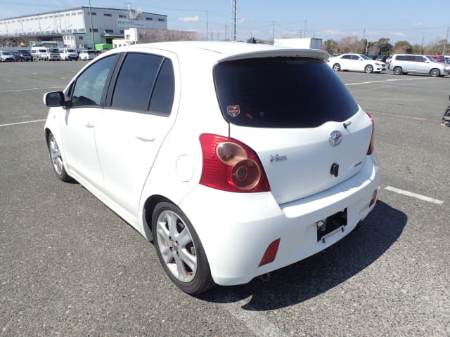 2007 TOYOTA Vitz