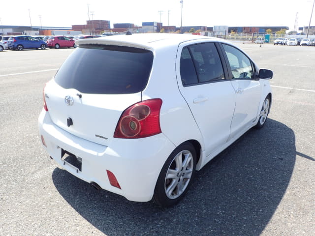 2007 TOYOTA Vitz