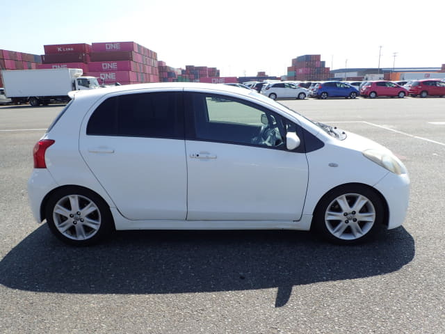 2007 TOYOTA Vitz