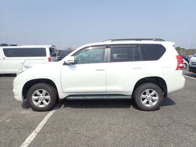 2010 TOYOTA Land Cruiser Prado