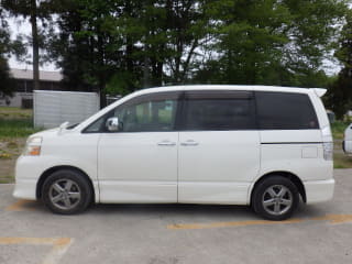 2007 TOYOTA Voxy