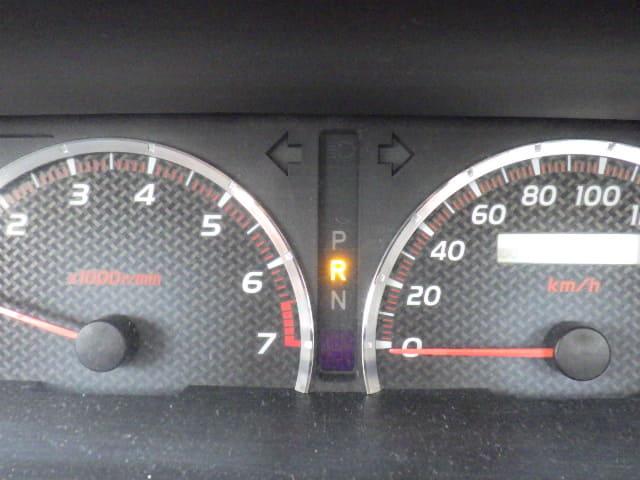 TOYOTA Voxy thumbnail 38