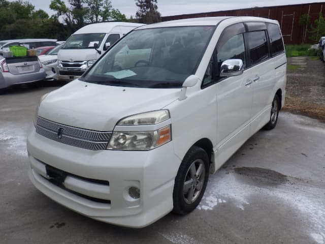 2007 TOYOTA Voxy