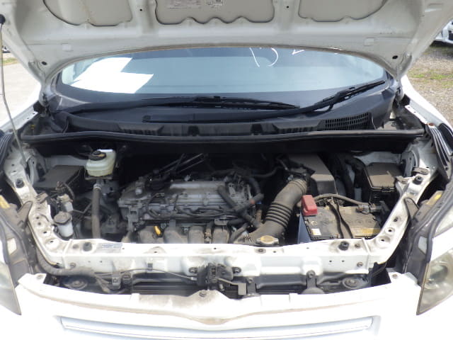 TOYOTA Voxy thumbnail 44
