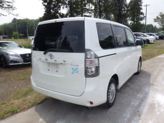 2009 TOYOTA Voxy