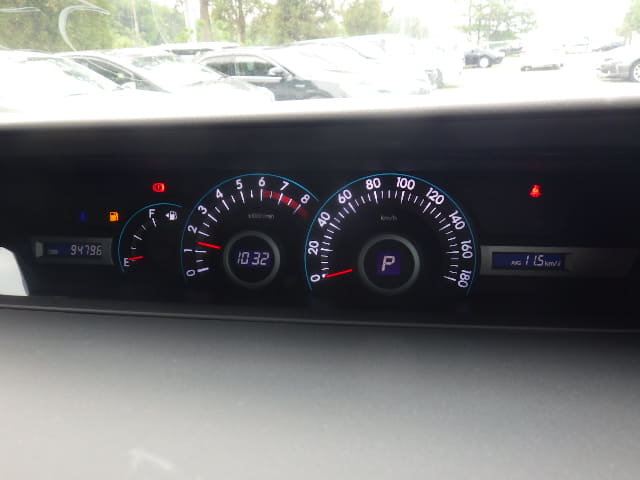 TOYOTA Voxy thumbnail 35
