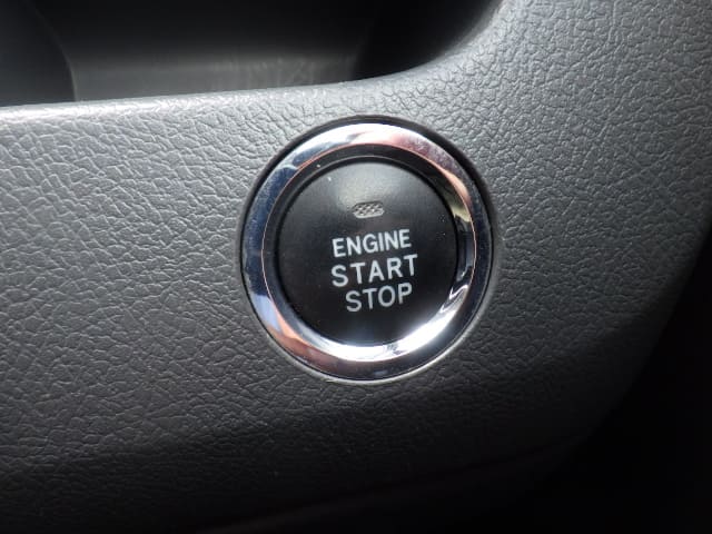 TOYOTA Voxy thumbnail 39