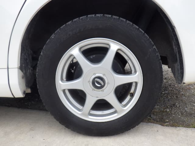 TOYOTA Voxy thumbnail 10