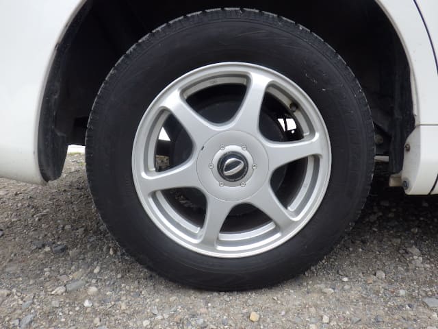 TOYOTA Voxy thumbnail 11