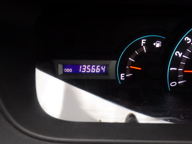 TOYOTA Voxy thumbnail 35