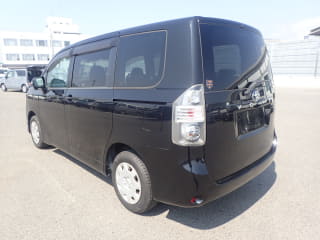 2007 TOYOTA Voxy
