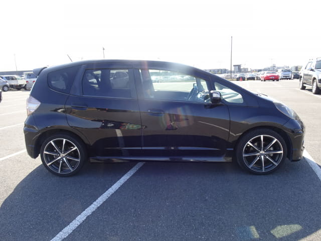 2011 HONDA Fit