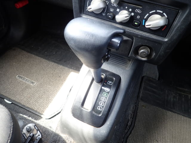 MITSUBISHI Pajero Mini thumbnail 34