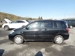 2011 TOYOTA Raum