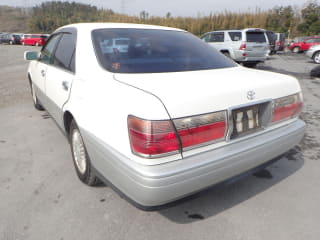 2001 TOYOTA Crown