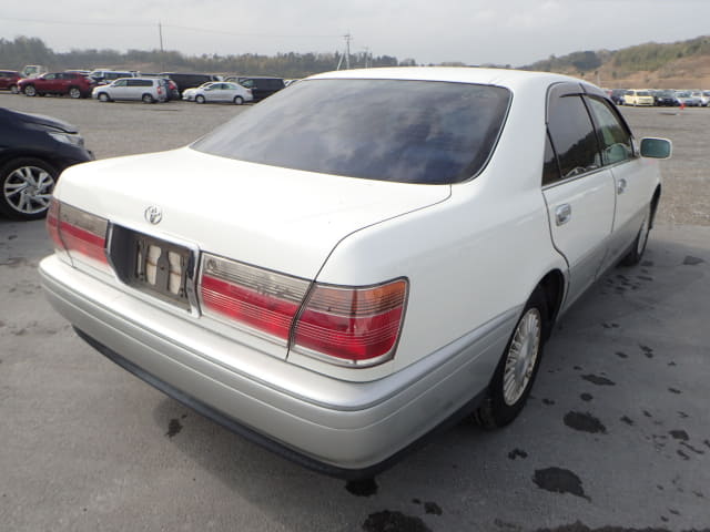 2001 TOYOTA Crown