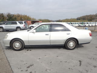 2001 TOYOTA Crown