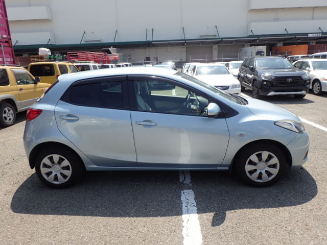 2008 MAZDA Demio