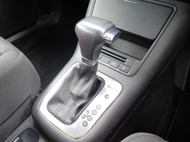 VOLKSWAGEN Tiguan thumbnail 36