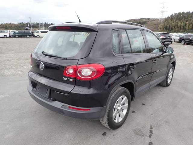 VOLKSWAGEN Tiguan thumbnail 62