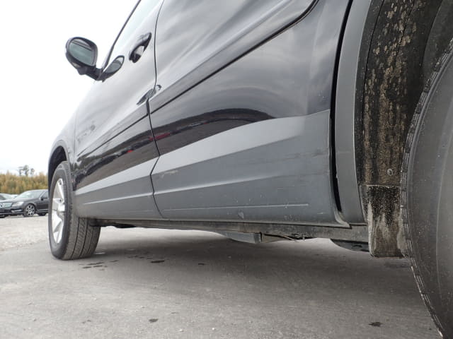 VOLKSWAGEN Tiguan thumbnail 19